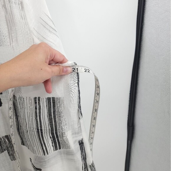 Terra SJ Apparel Lagenlook Button Up Top Tunic Pocket Abstract Print Art to Wear - Picture 11 of 13